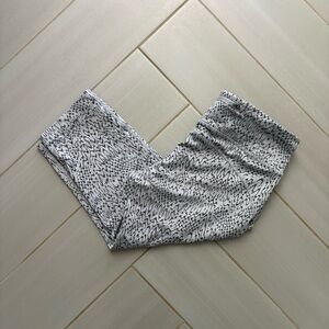 Nike Women’s Leggings - Black and Silver, Cropped, Running